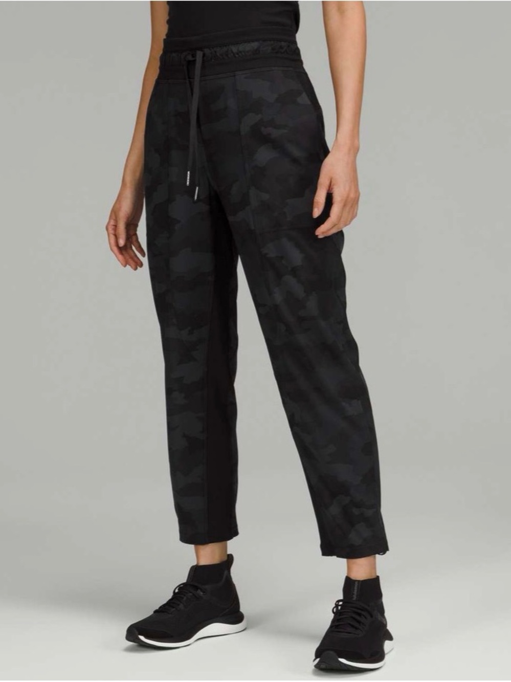 Lululemon Athletica Black Camo Track Joggers